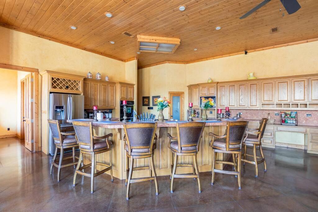 Texas Ranch House With 5 Bedroom And Fish Pond Dallas Exteriér fotografie